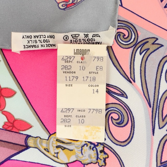 NWT Vintage Hermès Carré 90 "Étendards et Bannières" - Picture 4 of 8